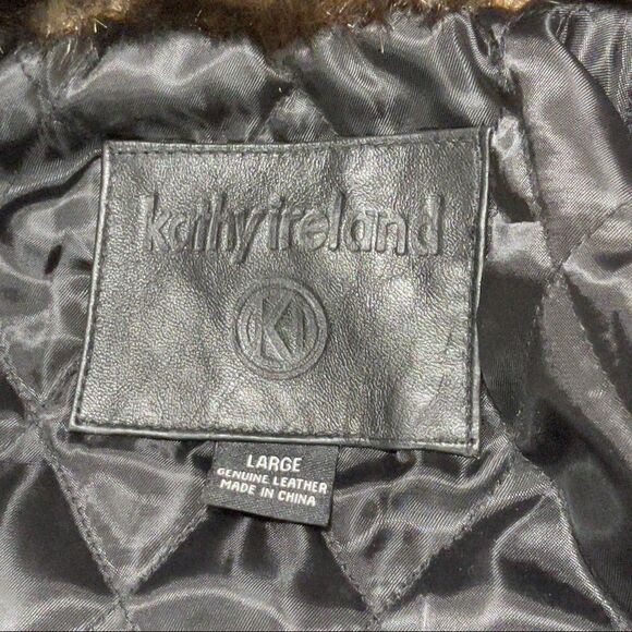 KATHY IRELAND Faux Fur Leather Trim Open Jacket LARGE - Picture 15 of 16